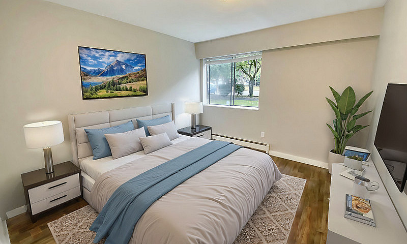 Newton Apartment For...