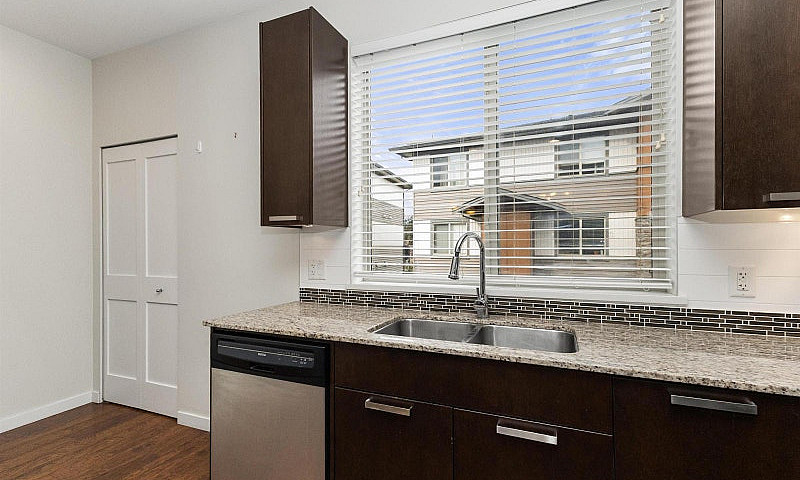 57 34248 King Road A...