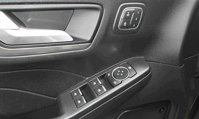 2021 Ford Escape Hyb...