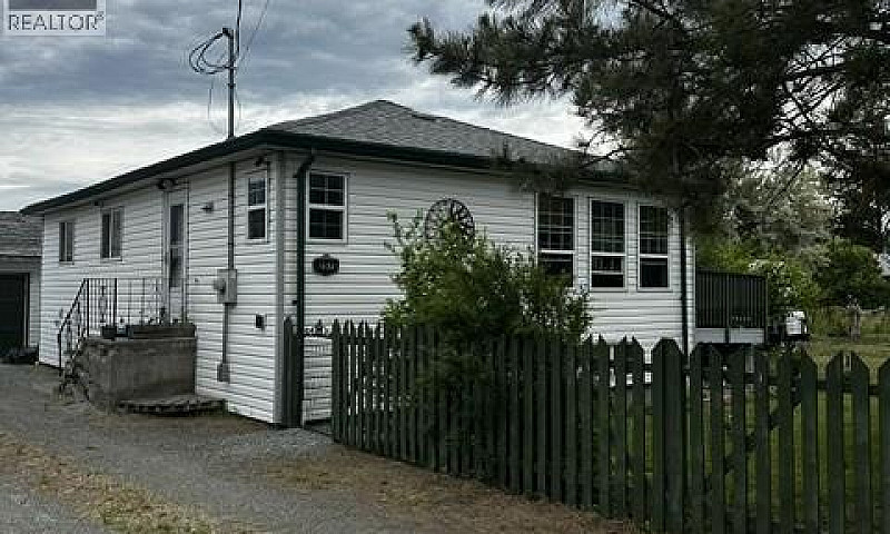 2575 Clapperton Aven...