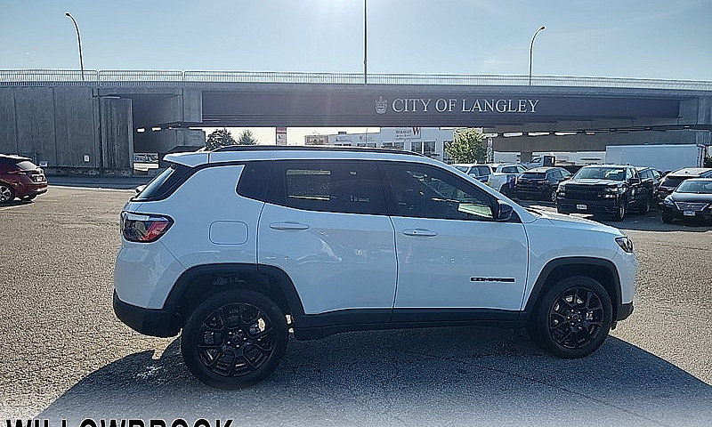 2025 Jeep Compass Al...