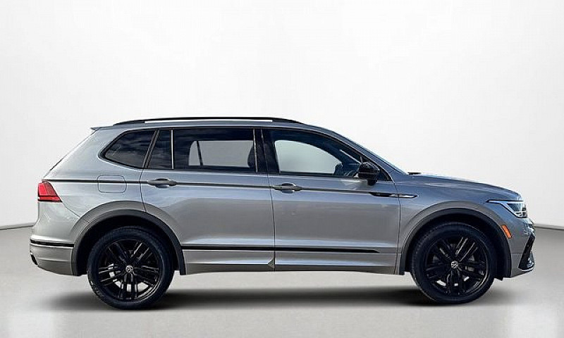 2022 Volkswagen Tigu...