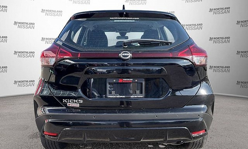 2025 Nissan Kicks Pl...