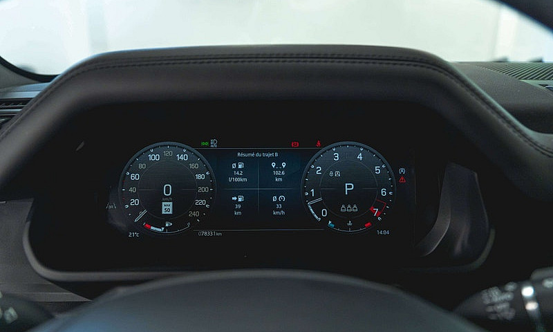 2024 Land Rover Defe...