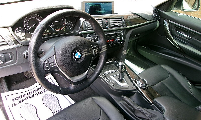 2014 Bmw 3 Series 32...