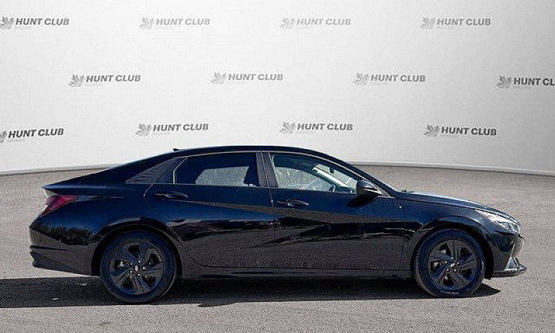 2022 Hyundai Elantra...