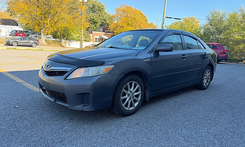 2010 Toyota Camry Hy...