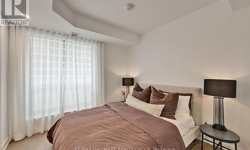 1306 - 340 Queen Str...
