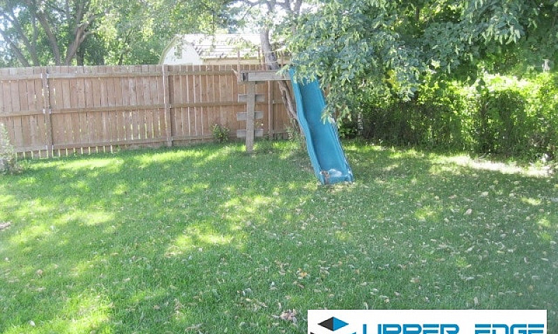 117 Deloraine Dr, 4 ...