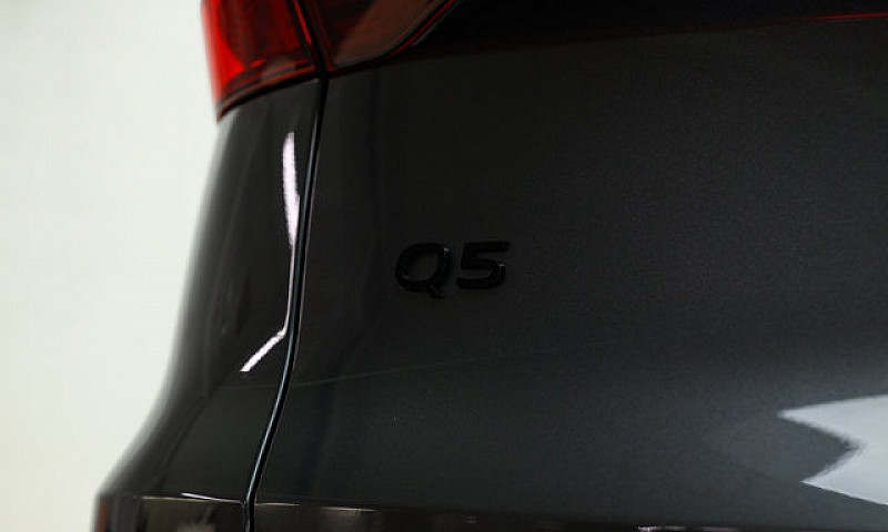 2025 Audi Q5 Sportba...