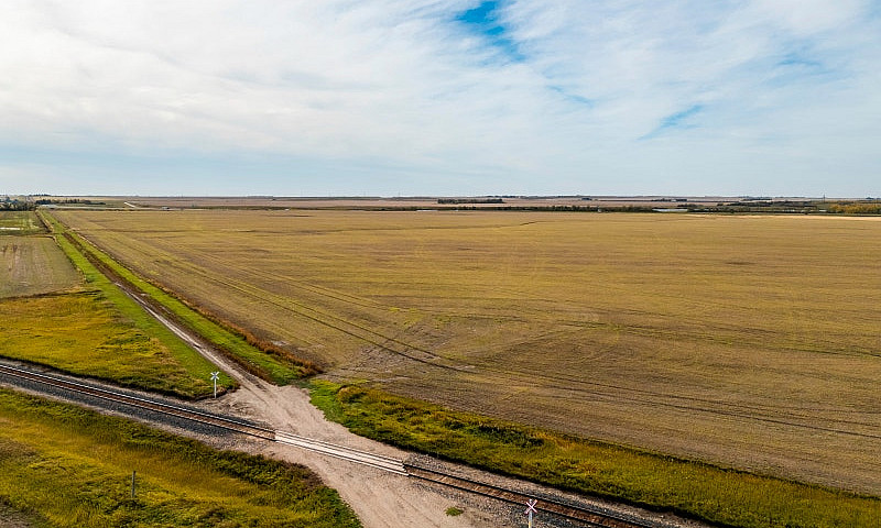 594.29 Acres | Rm Of...