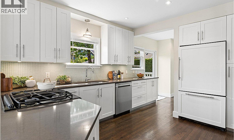 908 W 21St Avenue Va...