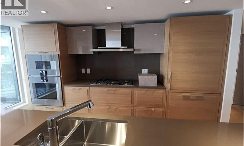 504 1571 W 57Th Aven...