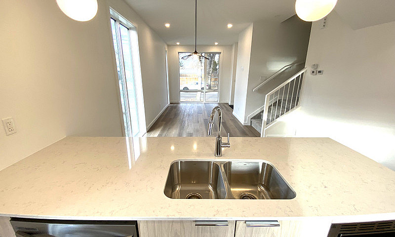 Brand New Townhome W...