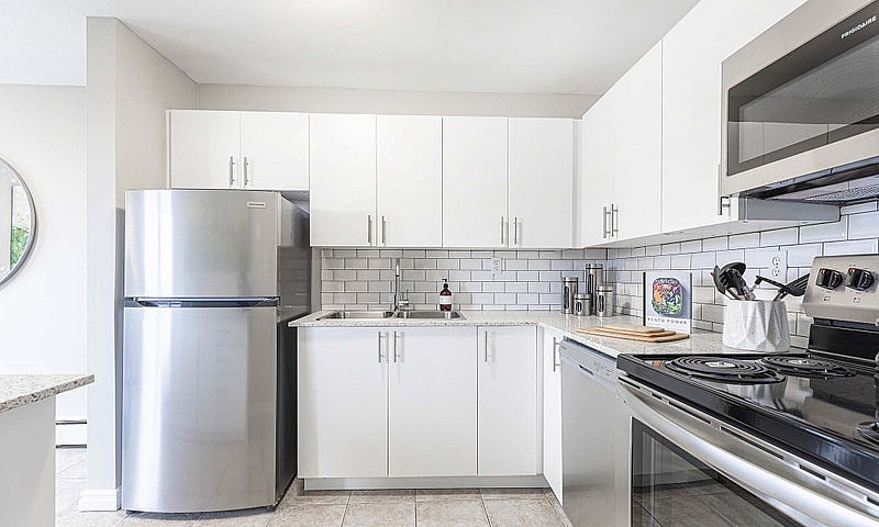 Two Bedroom Apartmen...