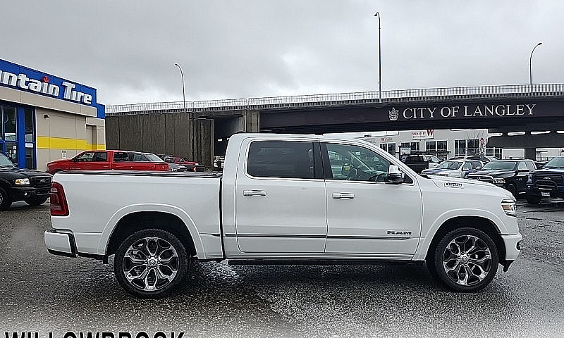 2023 Ram 1500 Limite...