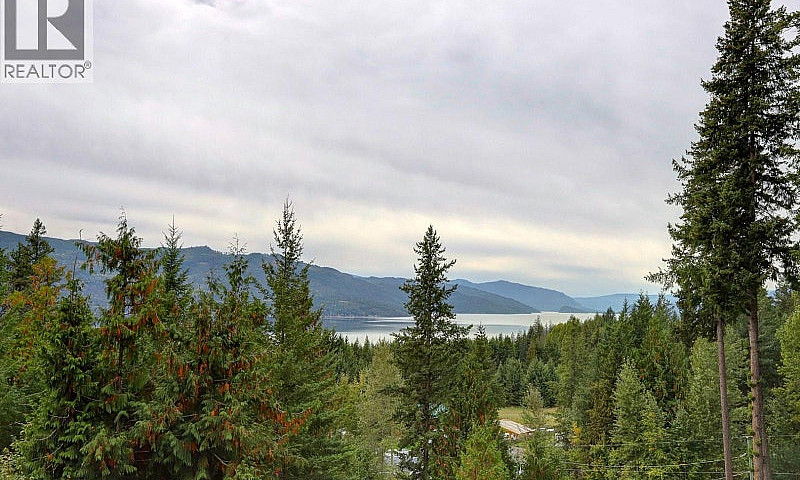 Pine Avenue Lot# 80 ...