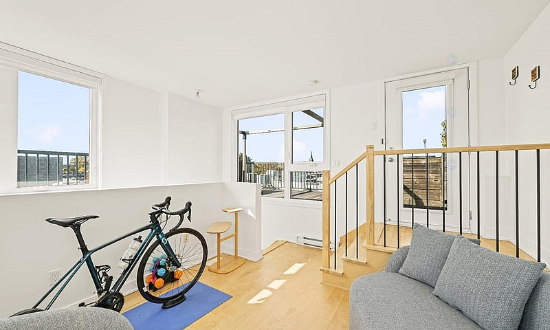 Penthouse De Luxe 2 ...