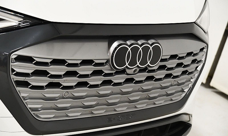 2024 Audi Q8 E-Tron ...