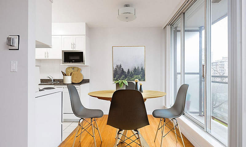 Emerald Terrace - 1 ...