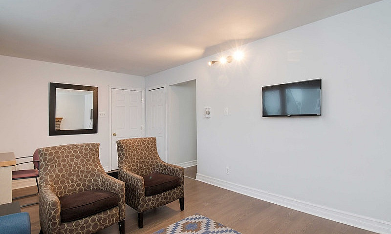 C12 Bsmt - 2 Bedroom...
