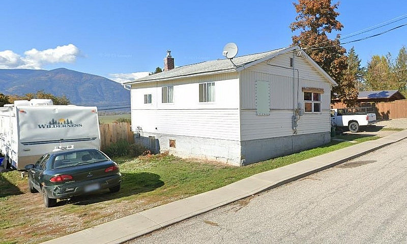 229 9Th  S Avenue Cr...