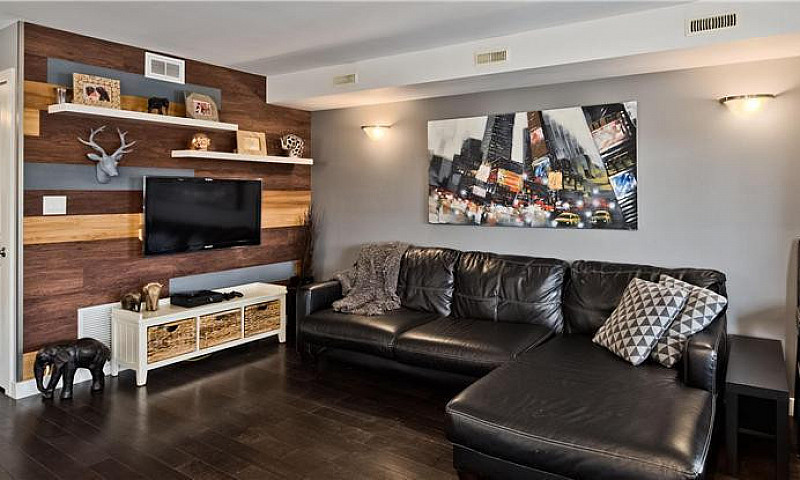 Beautiful & Modern 3...