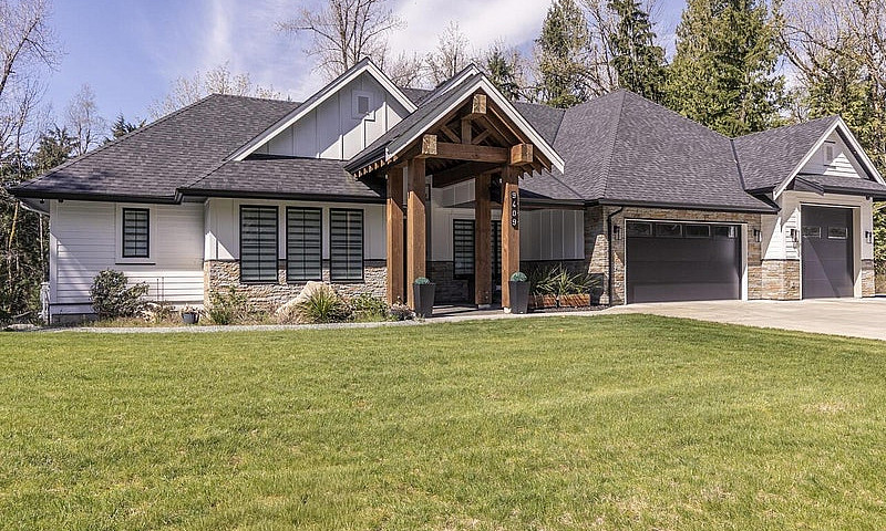 9409 Erickson Street...