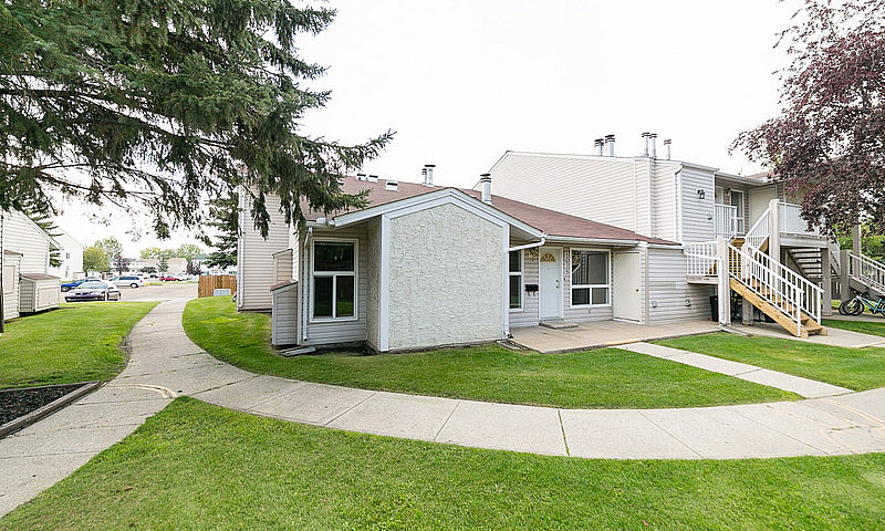 2 Bedroom - 3741 16A...