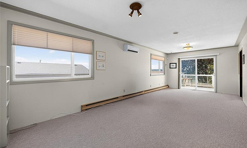 5 Bedroom Home Locat...