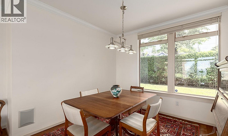 306 2271 Bellevue Av...