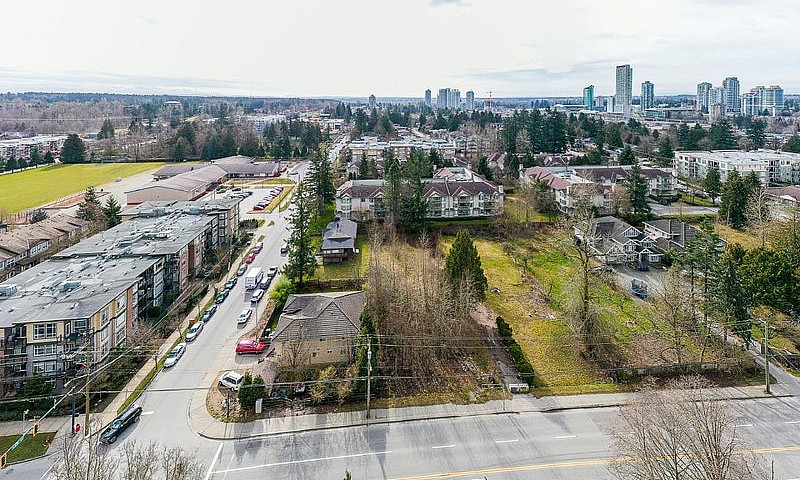 13878 108 Avenue Sur...