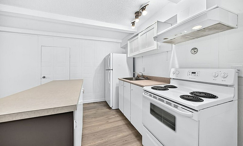 West Park Lower Unit...
