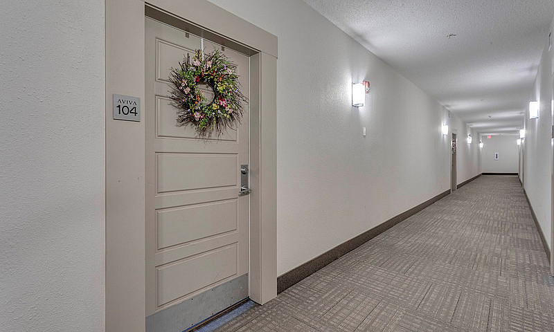 2 Bed 2 Bath/2 Title...