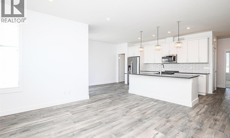 610 Academy Way Unit...