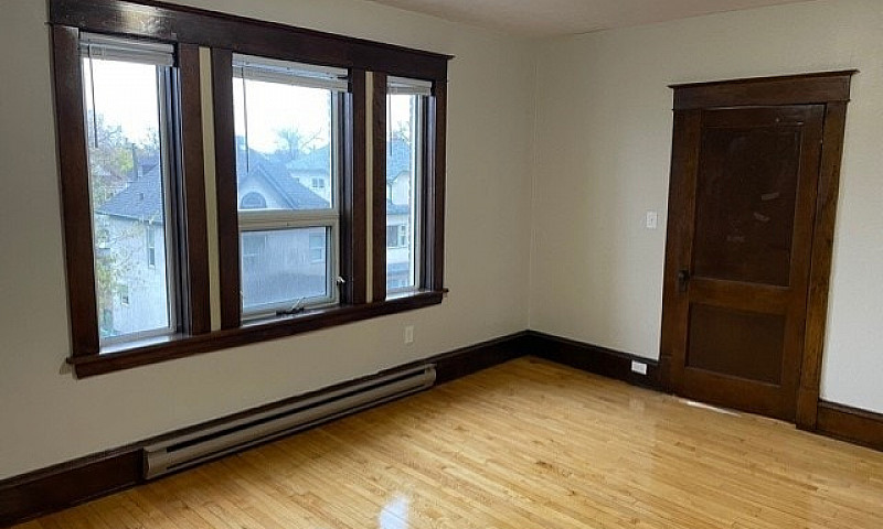 149 Langside - Large...