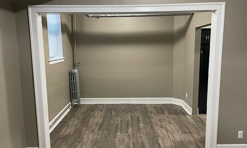 190 Balmoral - 1 Br ...