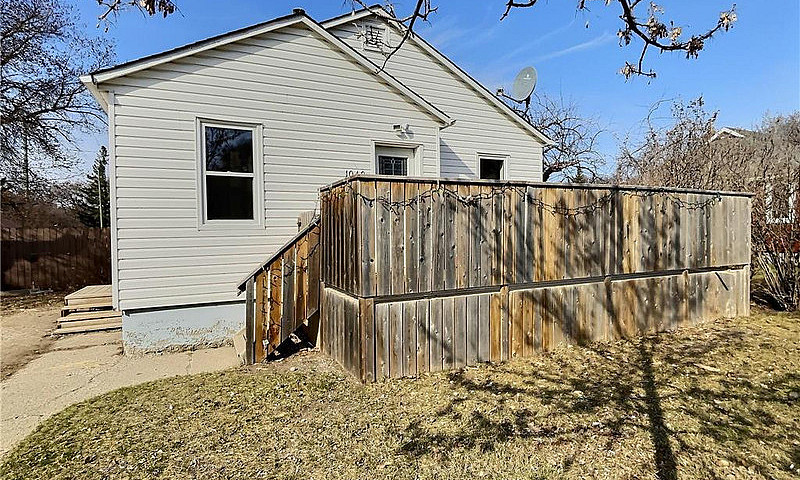 1040 7Th Avenue S Vi...