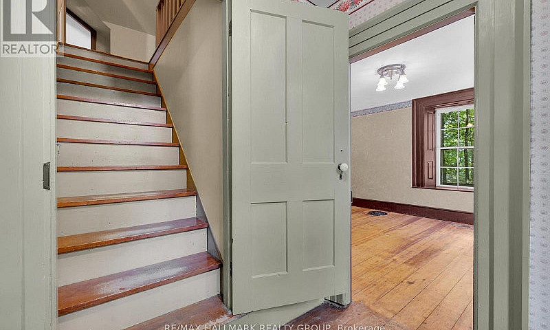 30 Ballycanoe Road F...