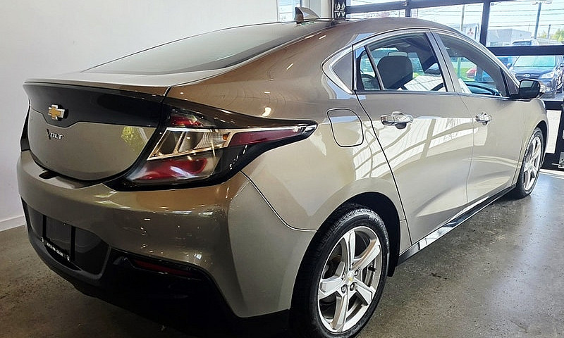 2017 Chevrolet Volt ...