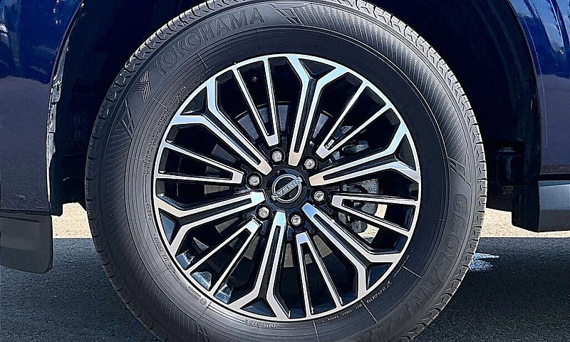 2026 Nissan Armada A...