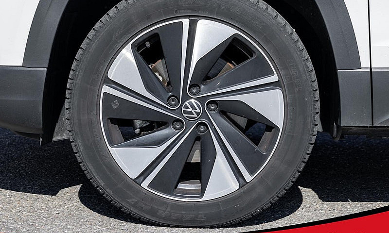 2024 Volkswagen Taos...