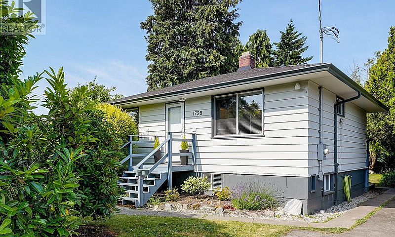 1728 Foul Bay Rd Vic...