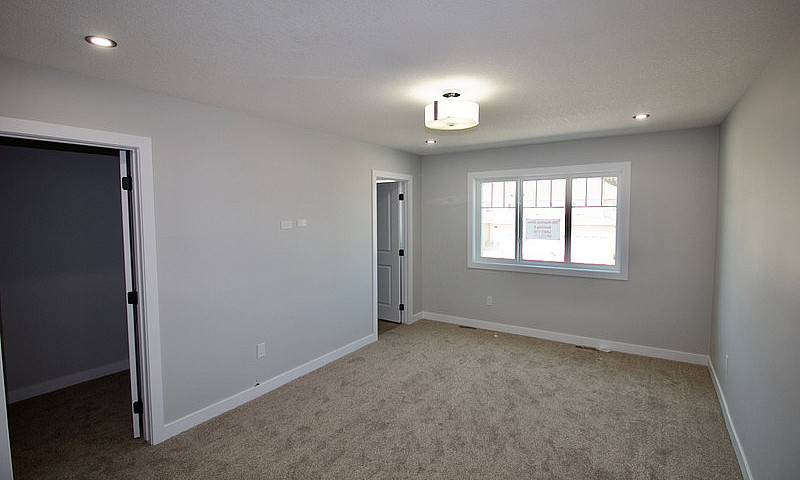 Awentia 3 Bed 2.5 Ba...