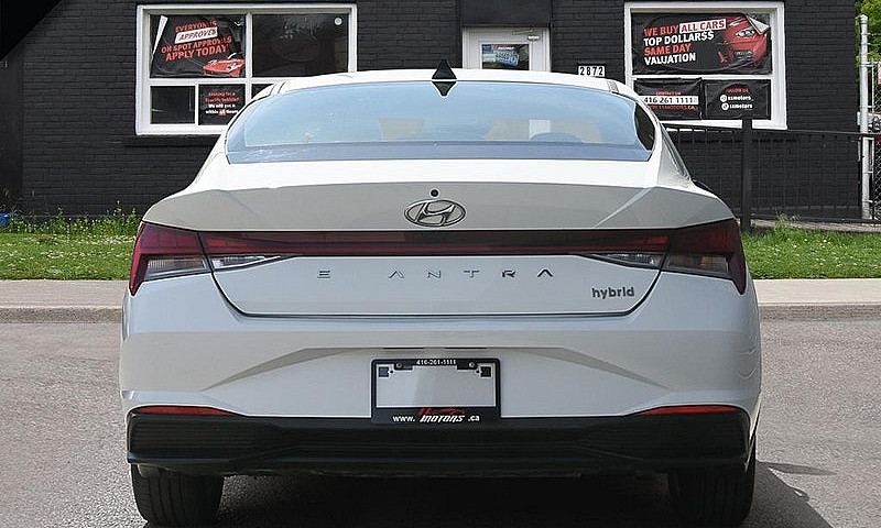 2022 Hyundai Elantra...