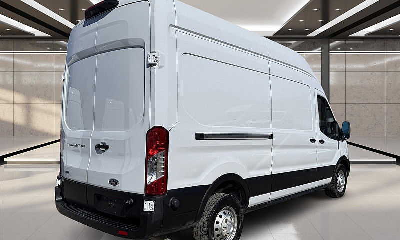 2025 Ford Transit T-...