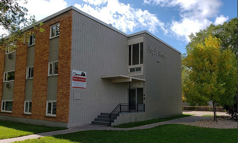 232 Maple Dr- 1 Bedr...
