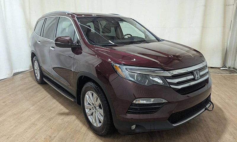 2017 Honda Pilot Tou...