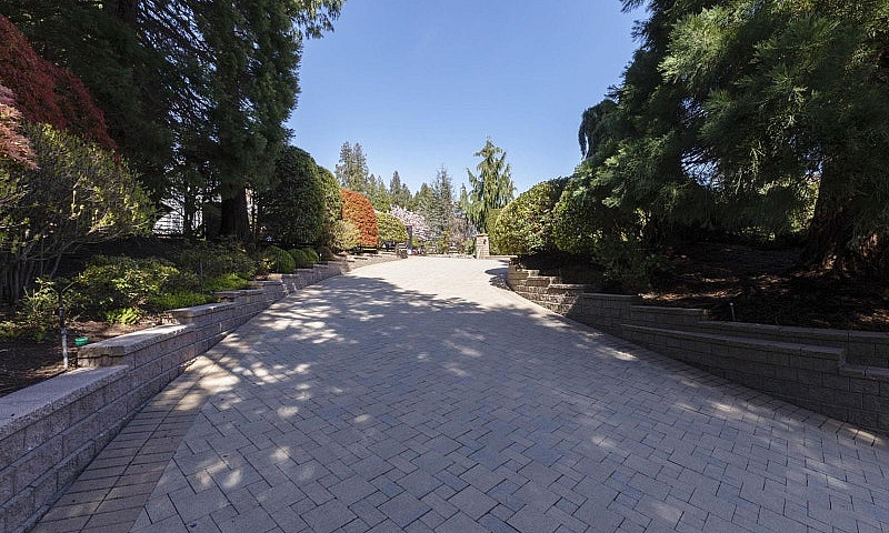 13464 13A Avenue Whi...