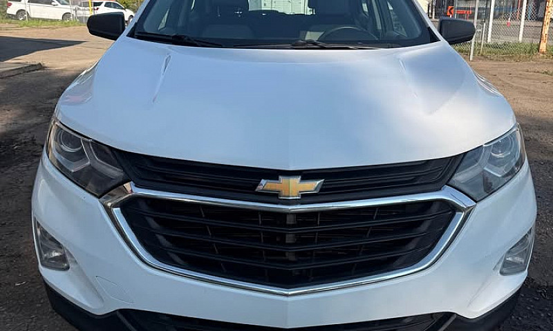 2018 Chevy Equinox 1...